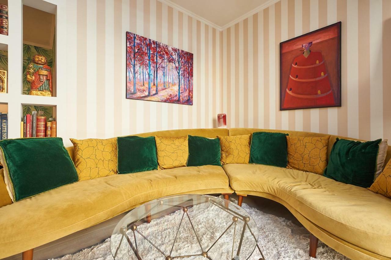 Apartamento Luxurious Triplex Near The Beach In Estoril Exterior foto